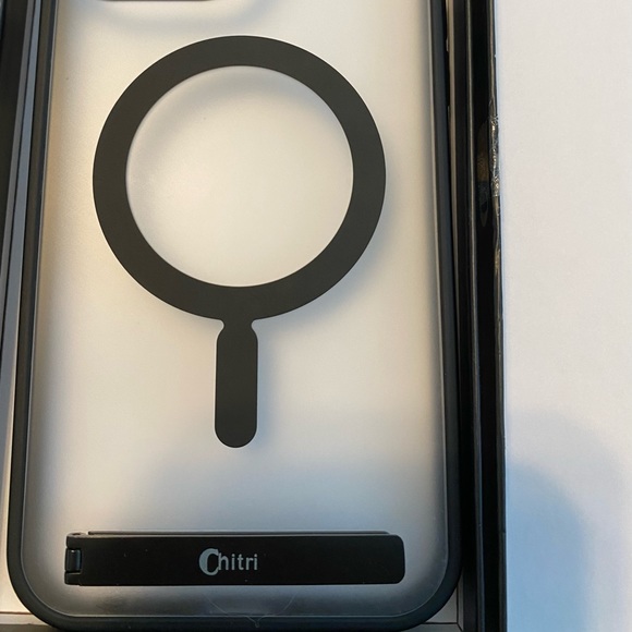 Chitri I phone 13 Pro Max case - Picture 2 of 3